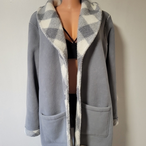 Susan grave NWT Weekend Reversible sherpa coat Size extra large. - Picture 4 of 6